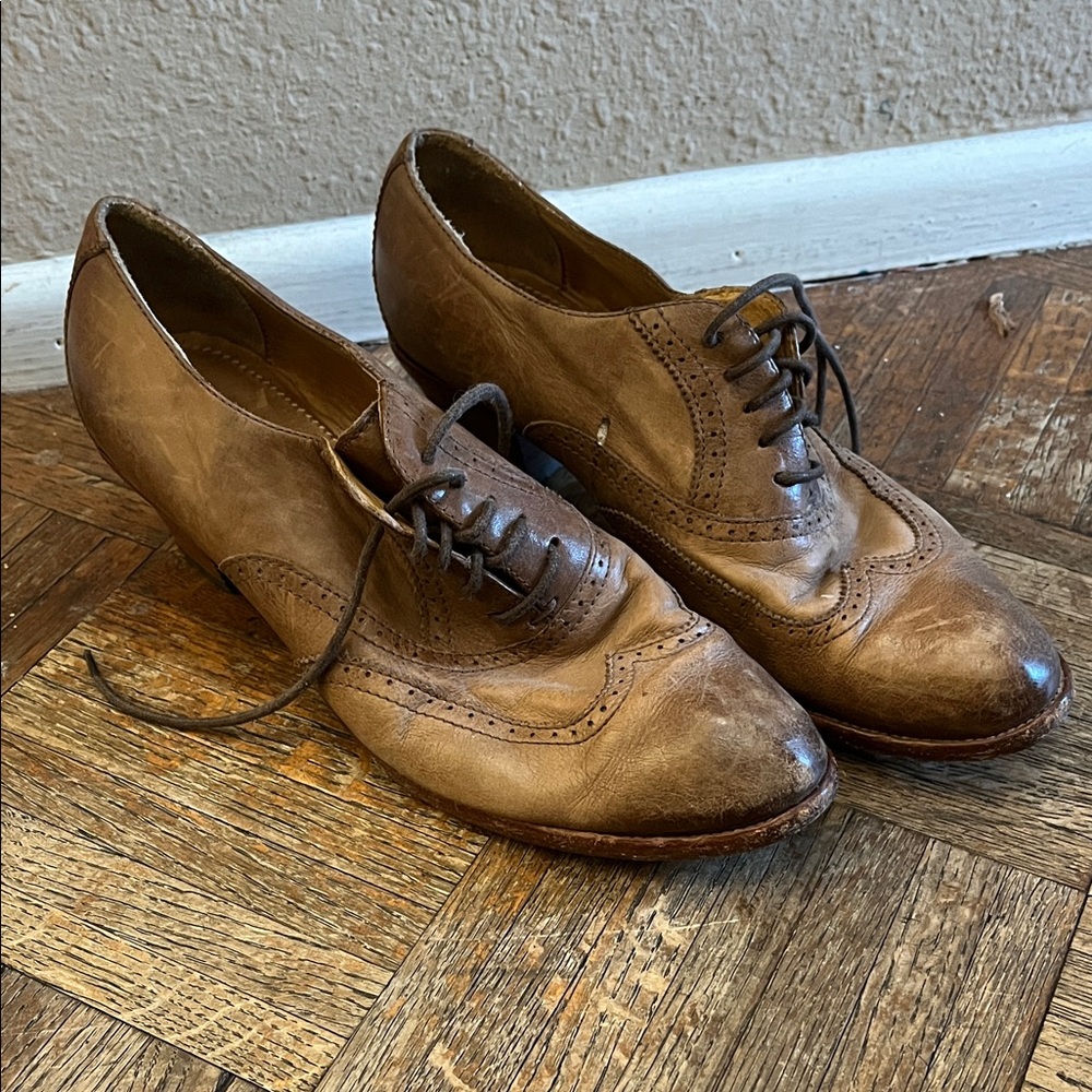 Classic Brown Leather women’s Brogues